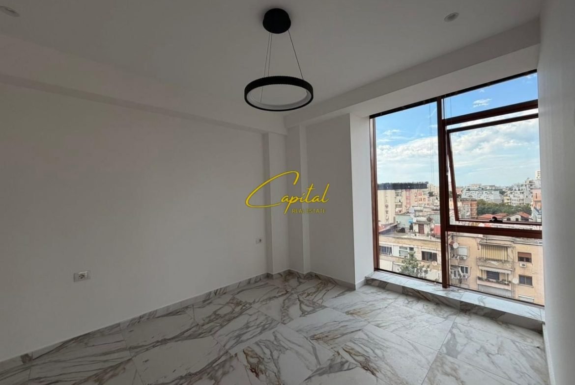 AMBIENT BIZNESI ME QIRA 70 M2 RRUGA E KAVAJES 85.000 LEKE