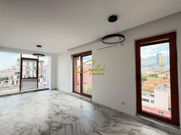 AMBIENT BIZNESI ME QIRA 70 M2 RRUGA E KAVAJES 85.000 LEKE