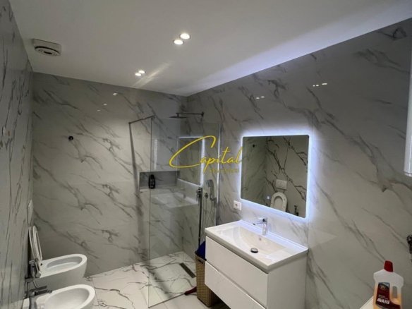 SHITET APARTAMENT 2+1 RRUGA E KAVAJES 222.500 EURO
