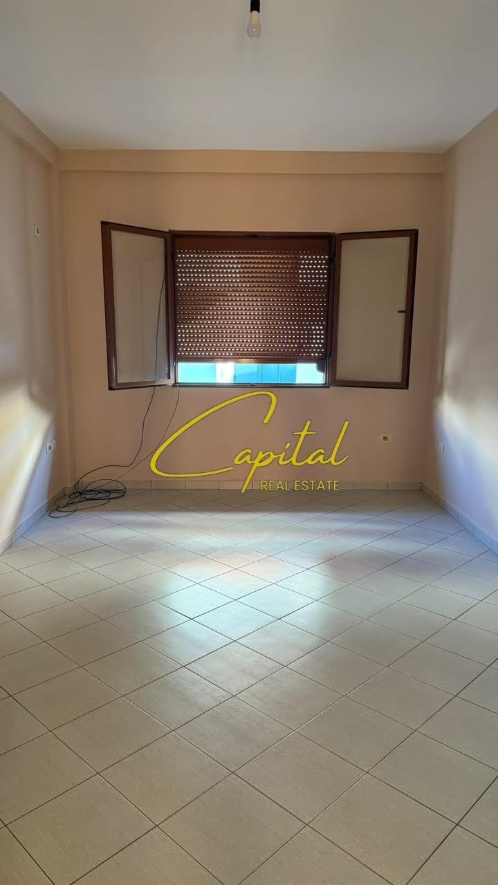 WhatsApp Image 2026-09-25 at 3.23.28 PM (1) APARTAMENT ME QIRA 3+1 KODRA E PRIFTIT 50.000 LEKE