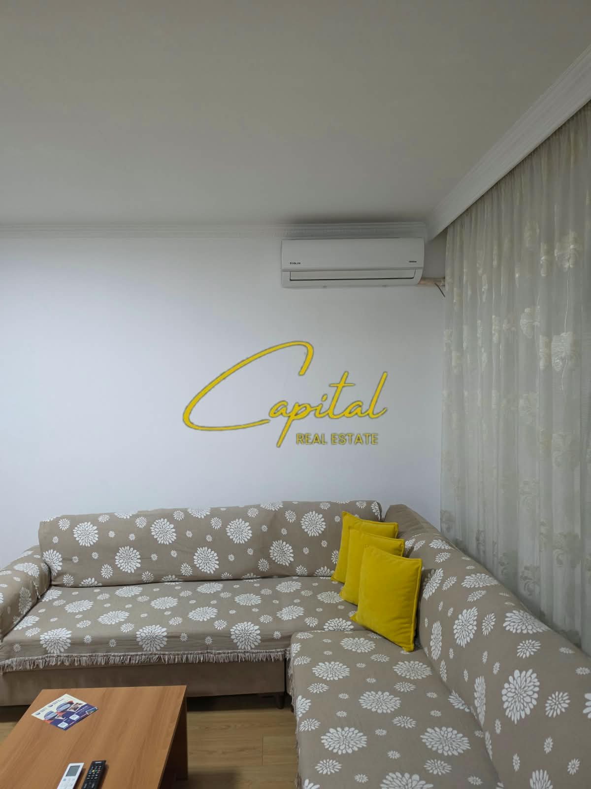 APARTAMENT ME QIRA 2+1 RRUGA KONGRESI I MANASTIRIT 70.000 LEKE