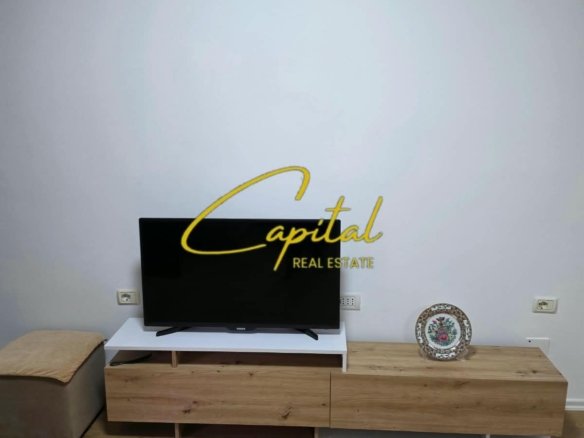 APARTAMENT ME QIRA 2+1 RRUGA KONGRESI I MANASTIRIT 70.000 LEKE