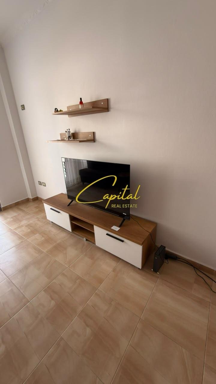 APARTAMENT ME QIRA 3+1+2 MATERNITETI I RI 70.000 LEKE