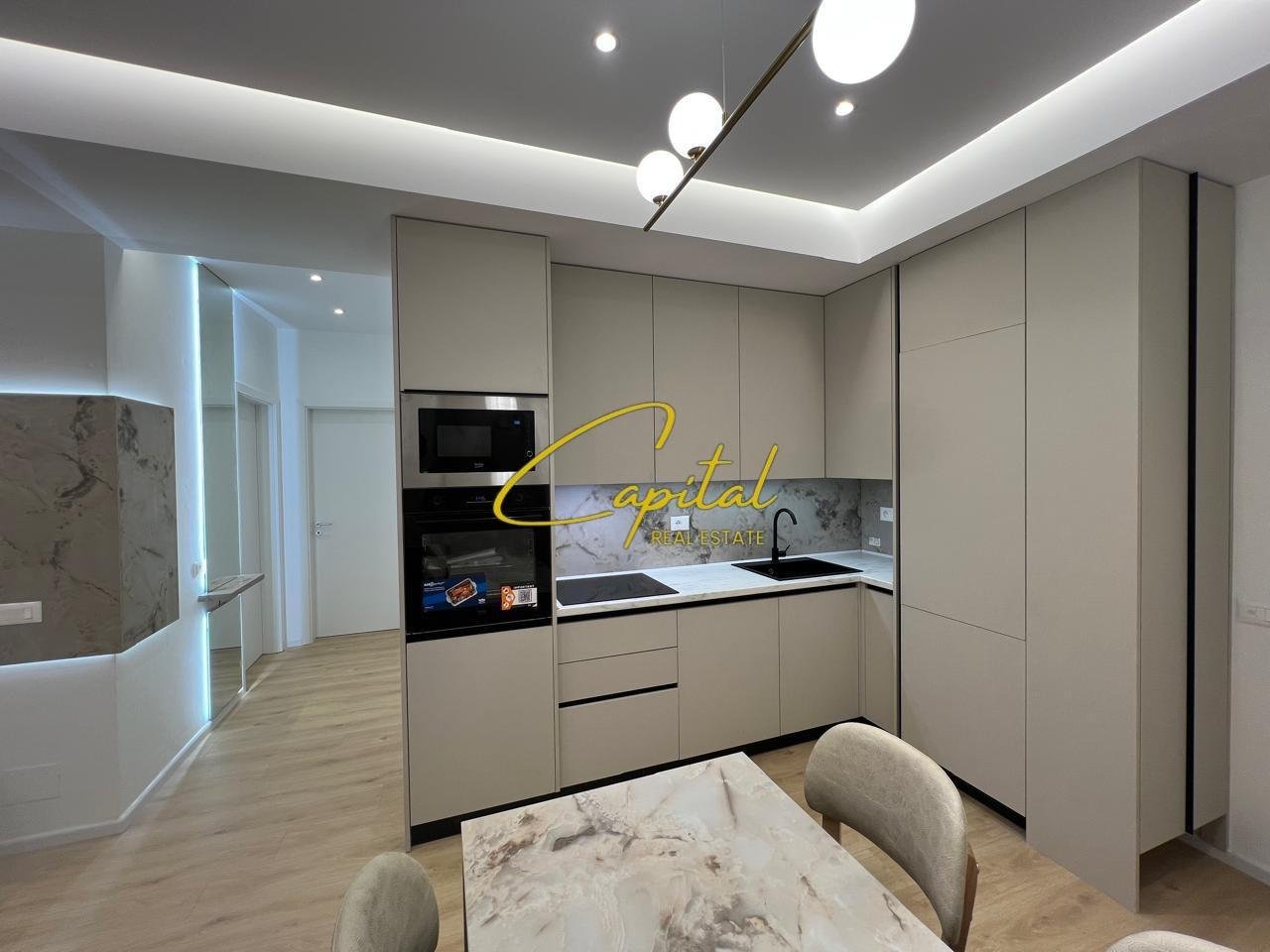 APARTAMENT ME QIRA 2+1 ALI DEMI 55.000 LEKE