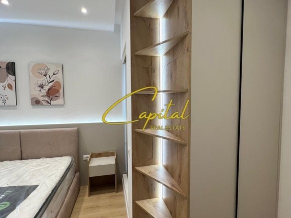 APARTAMENT ME QIRA 2+1 ALI DEMI 55.000 LEKE