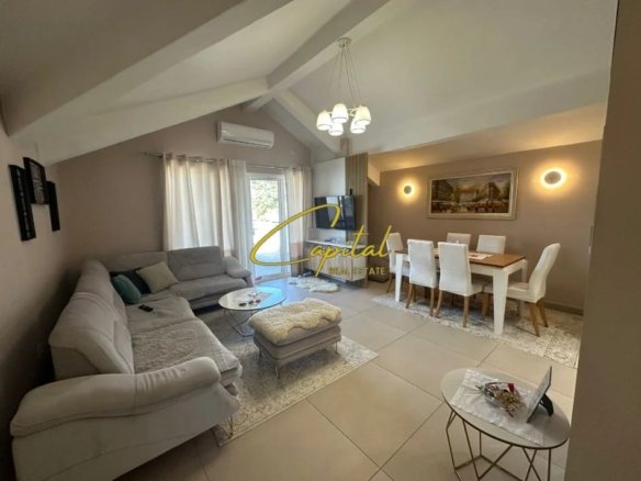 APARTAMENT ME QIRA 2+1 XHAMLLIKU 700 EURO