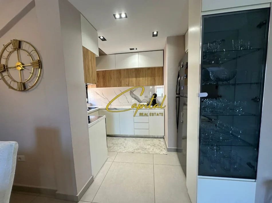 APARTAMENT ME QIRA 2+1 XHAMLLIKU 700 EURO