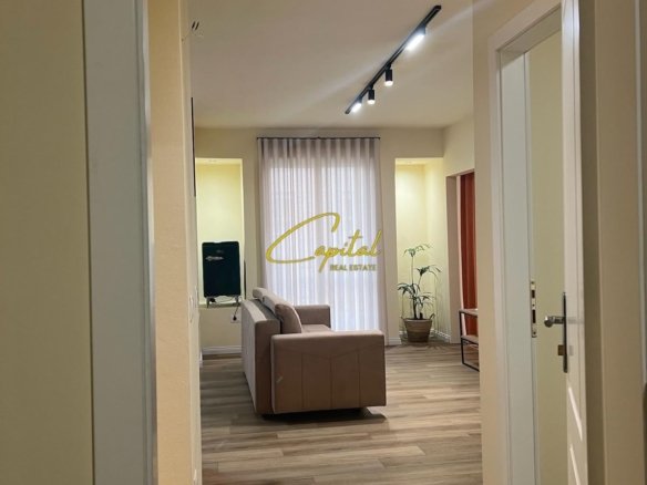 APARTAMENT ME QIRA 2+1 PAZARI I RI 780 EURO