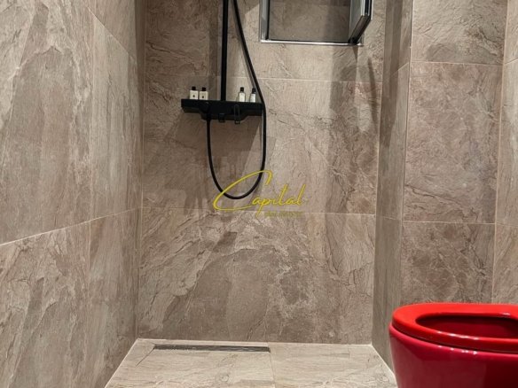 APARTAMENT ME QIRA 2+1 PAZARI I RI 780 EURO