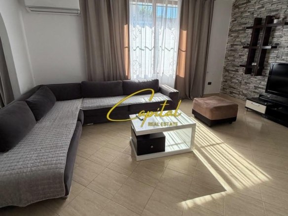 APARTAMENT ME QIRA 2+1 STADIUMI DINAMO 70.000 LEKE