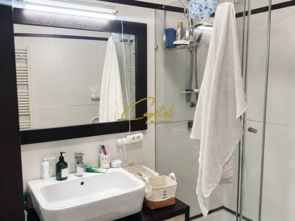 APARTAMENT ME QIRA 1+1 RRUGA E ELBASANIT 900 EURO