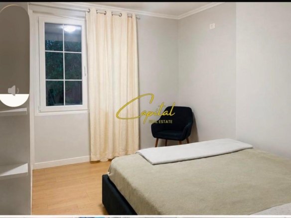 SHITET APARTAMENT 2+1 ISH STACIONI TRENIT 16.500.000 LEKE