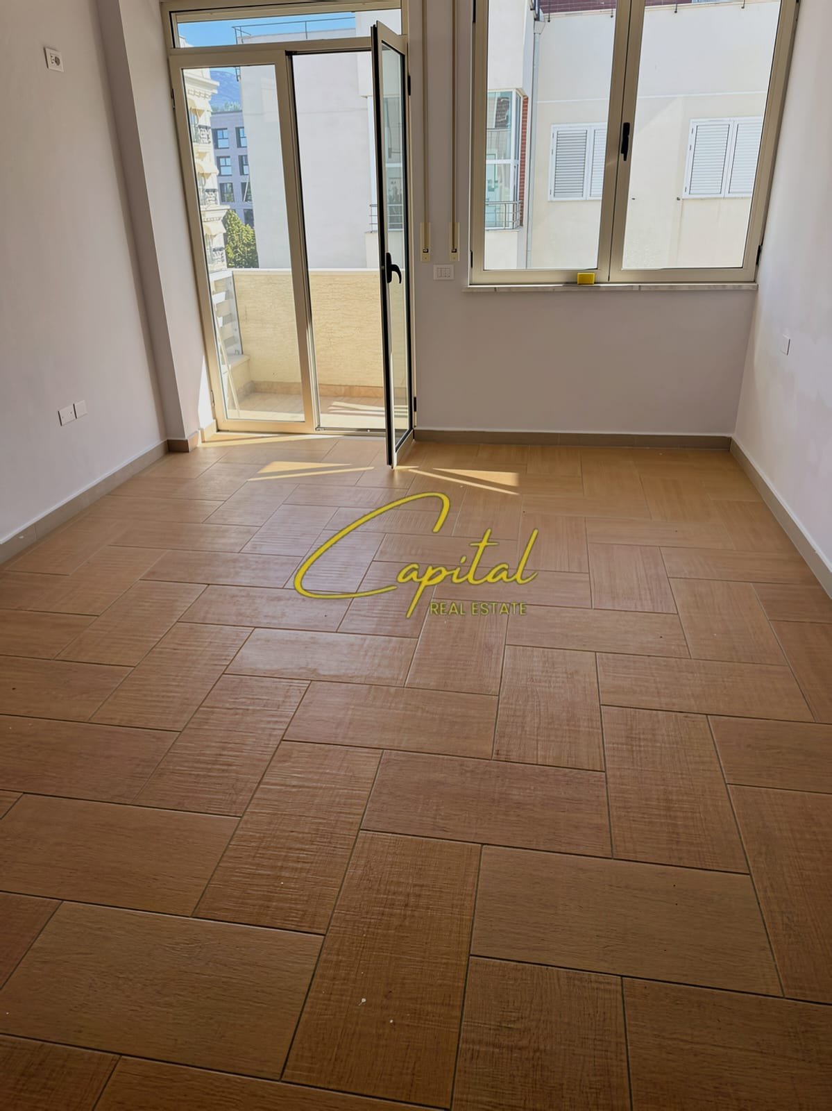APARTAMENT ME QIRA 3+1 LIQENI I THATE 60.000 LEKE