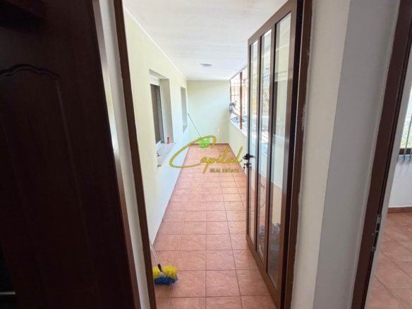 APARTAMENT ME QIRA 3+1 ZOGU I ZI 100.000 LEKE