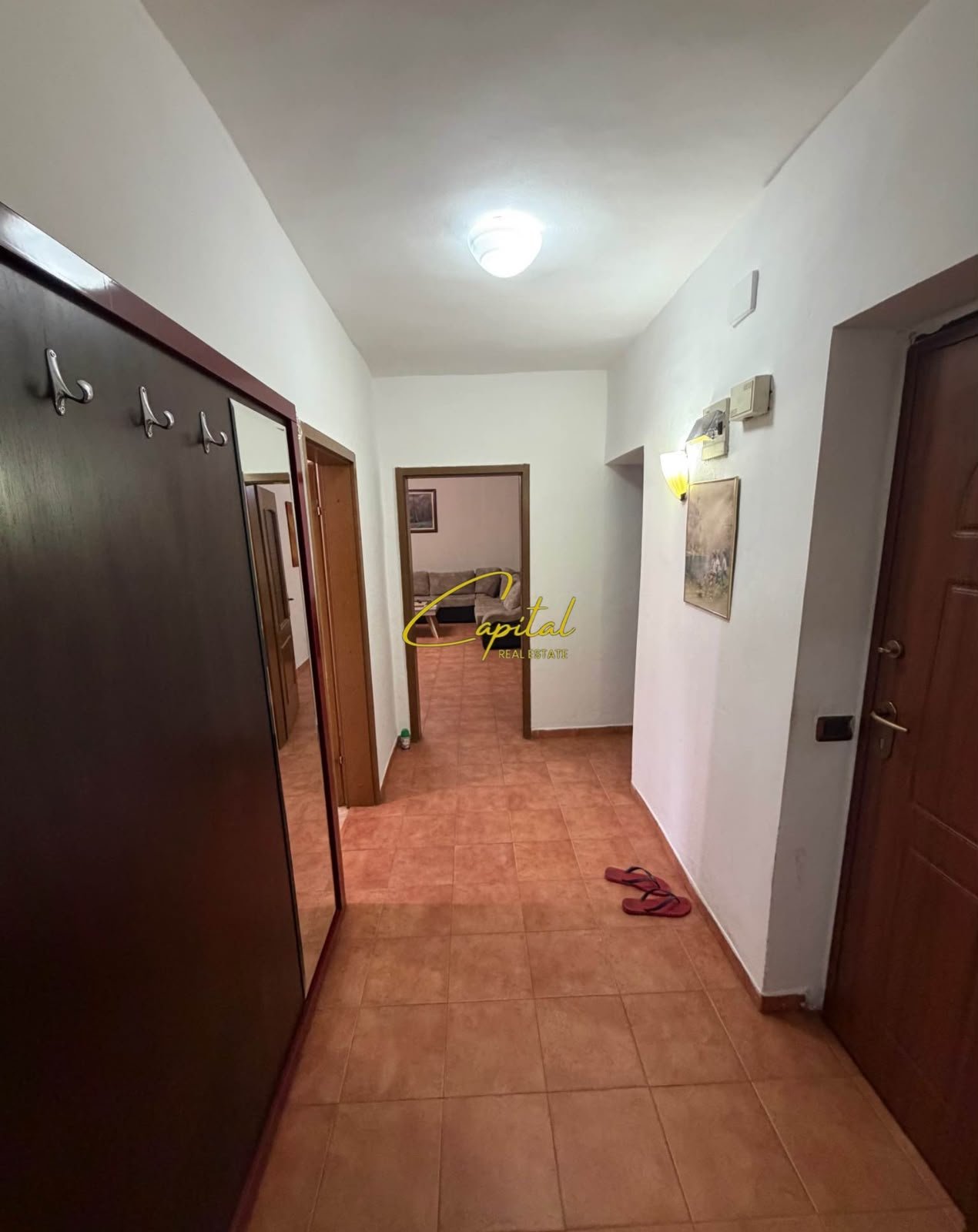 APARTAMENT ME QIRA 3+1 ZOGU I ZI 100.000 LEKE