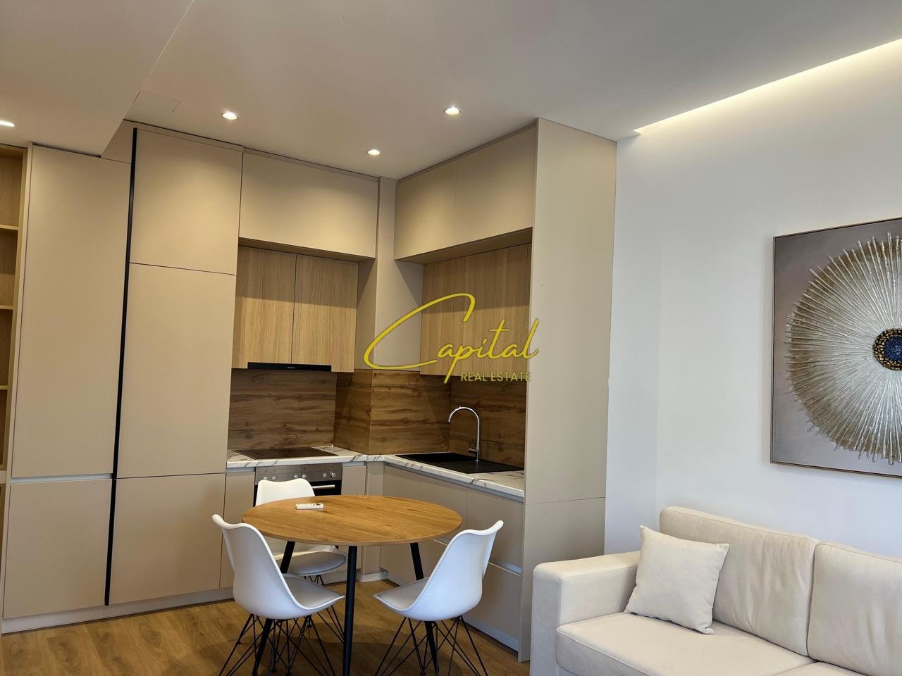 APARTAMENT ME QIRA 1+1 ALI DEMI 50.000 LEKE