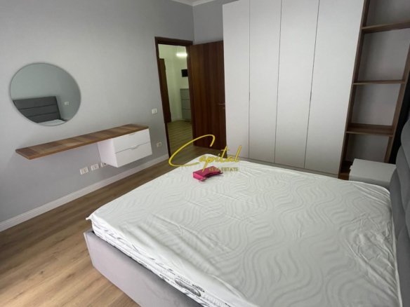 APARTAMENT ME QIRA 1+1 KAMEZ 40.000 LEKE
