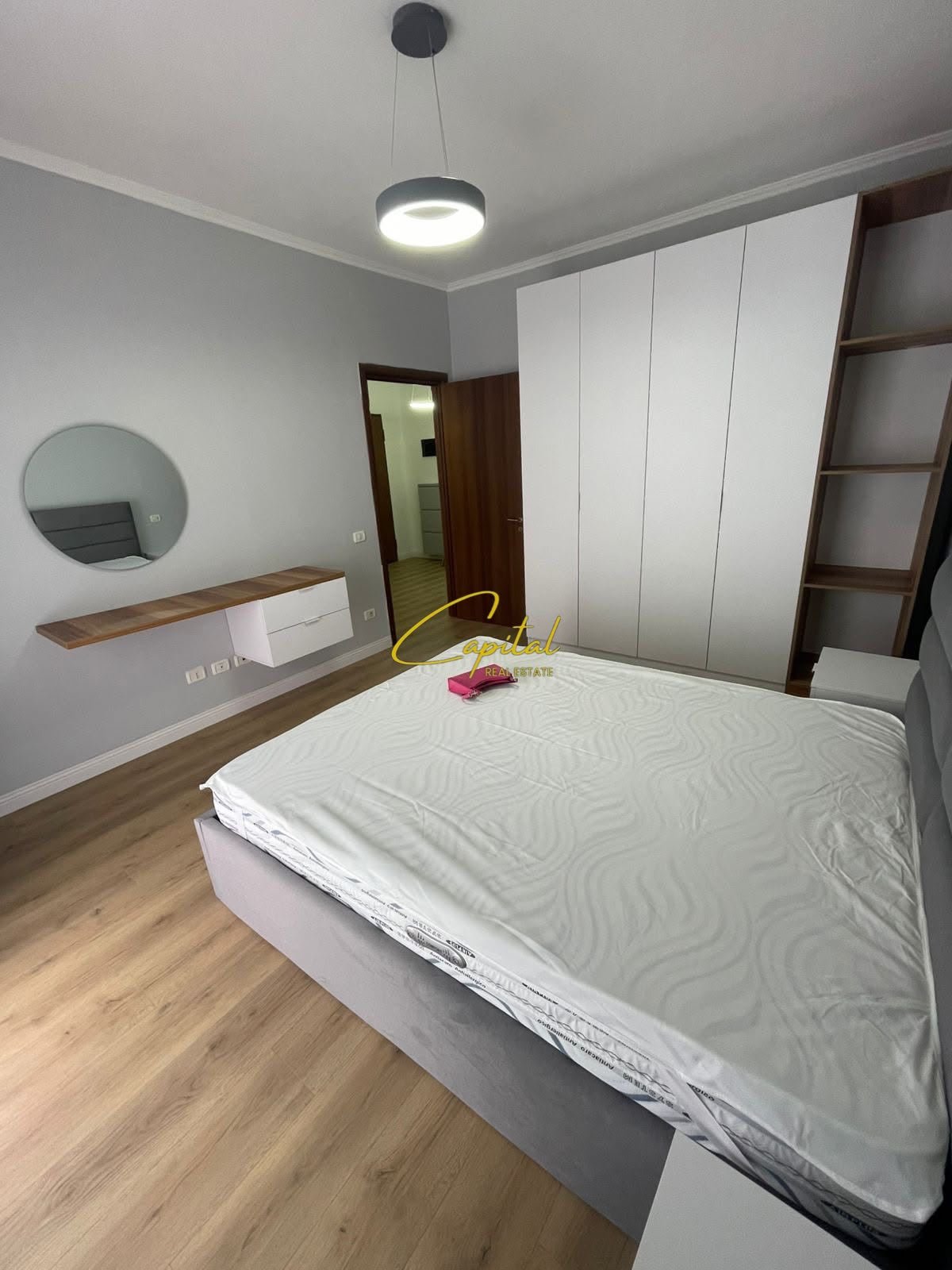 APARTAMENT ME QIRA 1+1 KAMEZ 40.000 LEKE