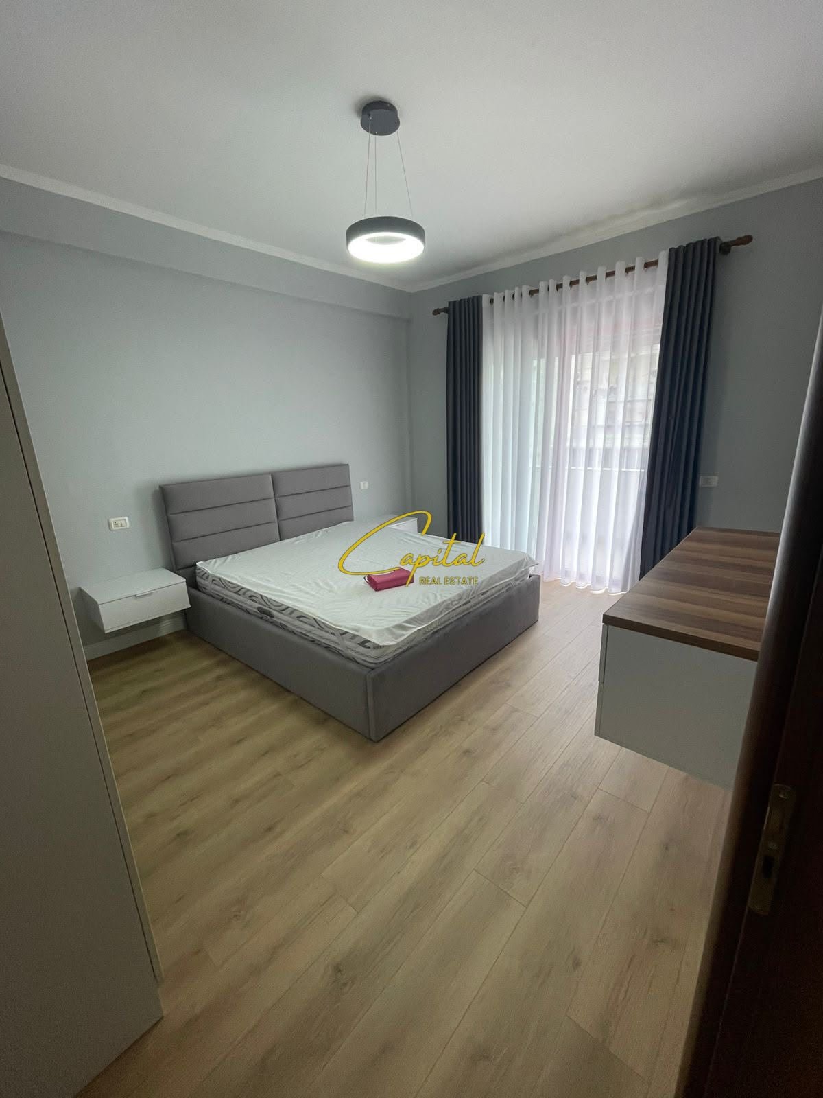 APARTAMENT ME QIRA 1+1 KAMEZ 40.000 LEKE