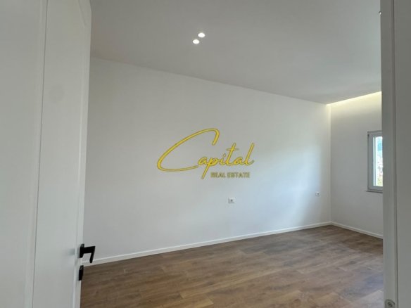 SHITET APARTAMENT 1+1 RRUGA BARDHYL 13.700.000 LEKE
