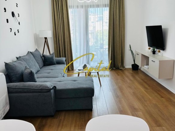 APARTAMENT ME QIRA 1+1 QENDER 90.000 LEKE