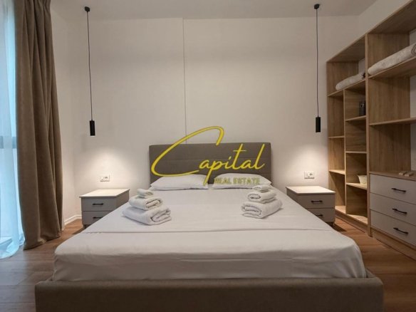 APARTAMENT ME QIRA 1+1 QENDER 90.000 LEKE