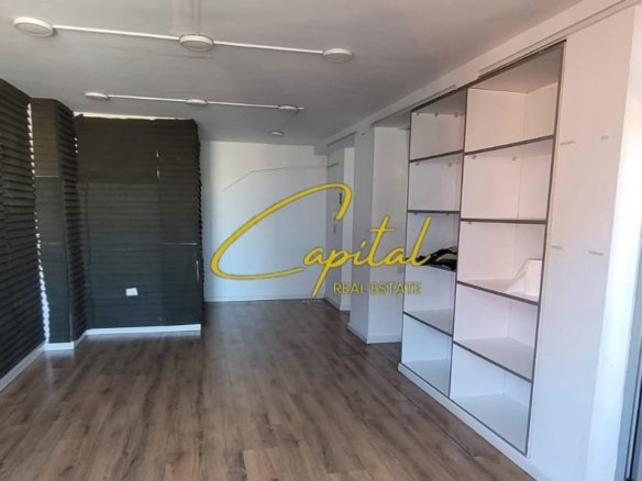 AMBIENT BIZNESI ME QIRA 108 M2 1.300 EURO QENDER