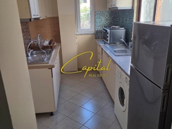 APARTAMENT ME QIRA 2+1 5 MAJ 50.000 LEKE