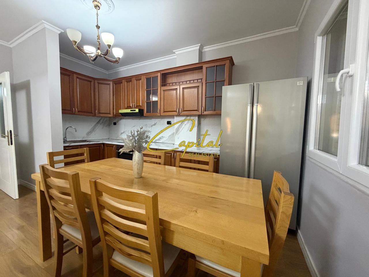 APARTAMENT ME QIRA 2+1 ALI DEMI 65.000 LEKE