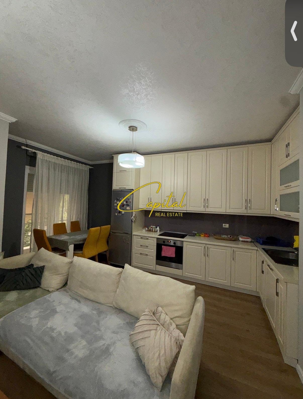 WhatsApp Image 2026-10-05 at 11.05.29 APARTAMENT ME QIRA 2+1 KOPSHTI ZOOLOGJIK 95.000 LEKE