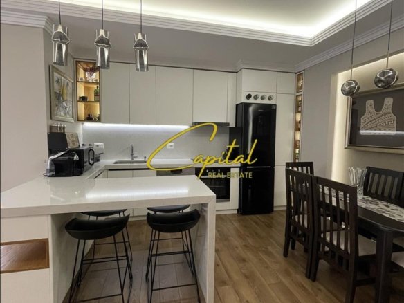 APARTAMENT ME QIRA 2+1 BRRYLI 80.000 LEKE