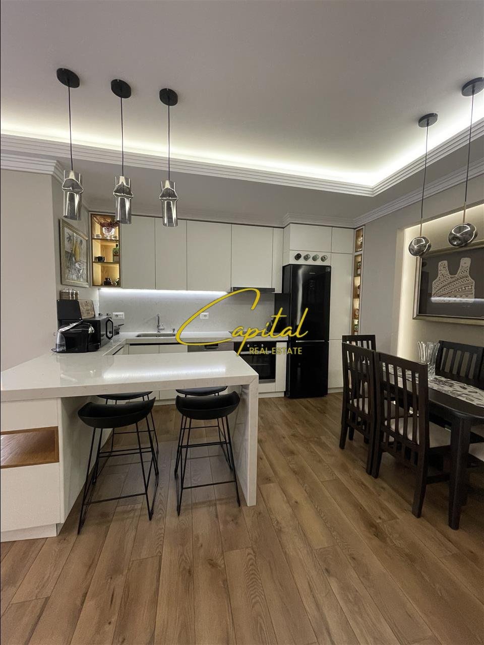 APARTAMENT ME QIRA 2+1 BRRYLI 80.000 LEKE