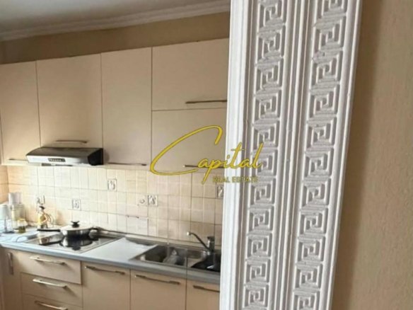 APARTAMENT ME QIRA 2+1 XHAMLLIK 60.000 LEKE