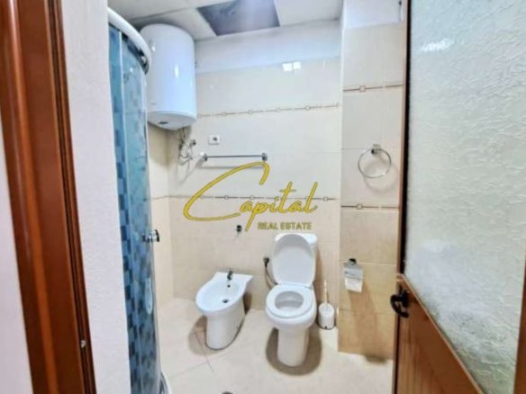 APARTAMENT ME QIRA 2+1 RRUGA E KAVAJES 75.000 LEKE