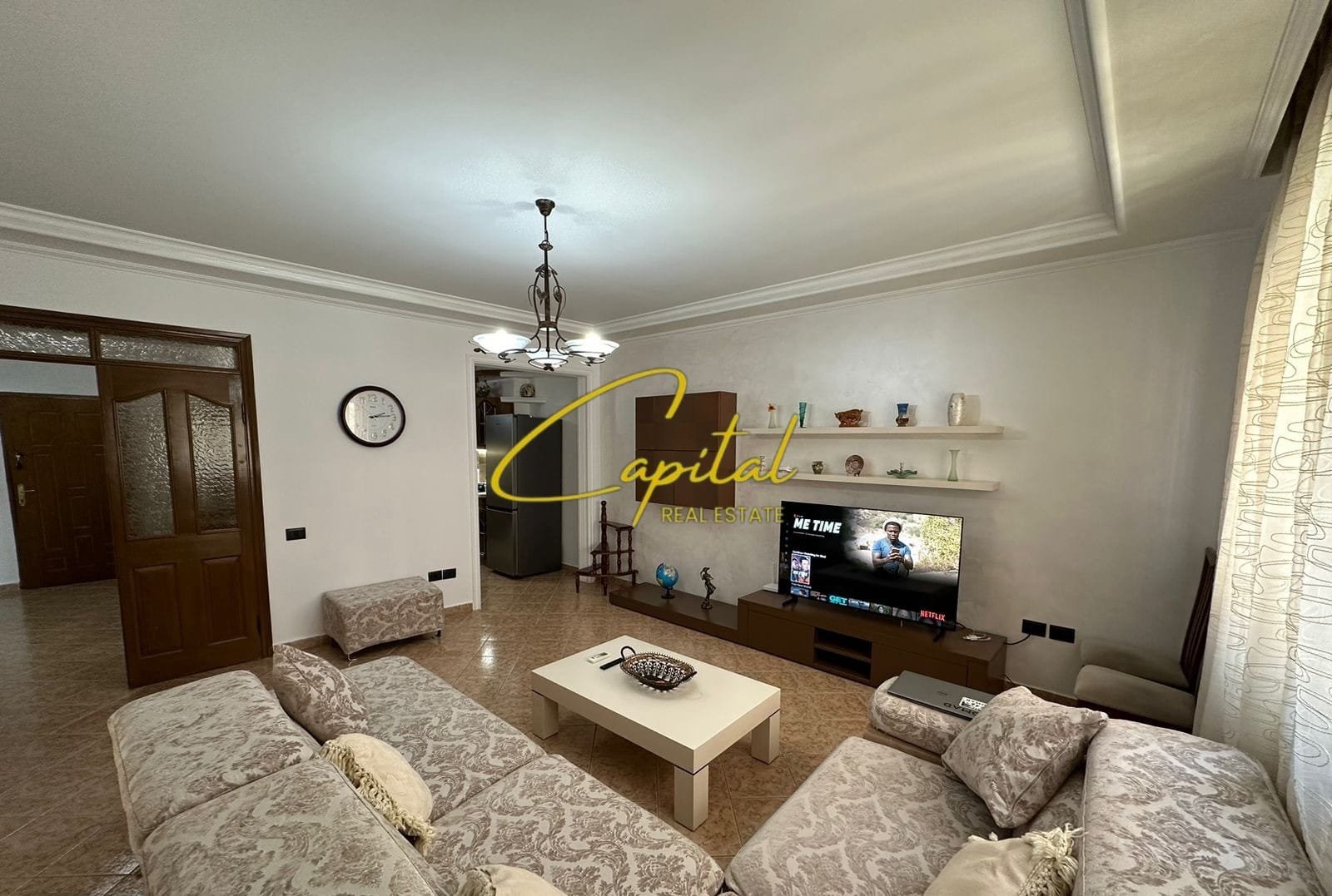 APARTAMENT ME QIRA 2+1 RRUGA MYSLYM SHYRI 1.000 EURO