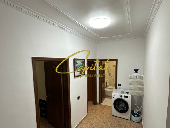 APARTAMENT ME QIRA 2+1 RRUGA MYSLYM SHYRI 1.000 EURO