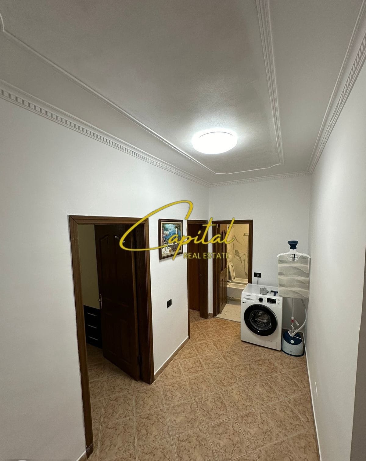 APARTAMENT ME QIRA 2+1 RRUGA MYSLYM SHYRI 1.000 EURO