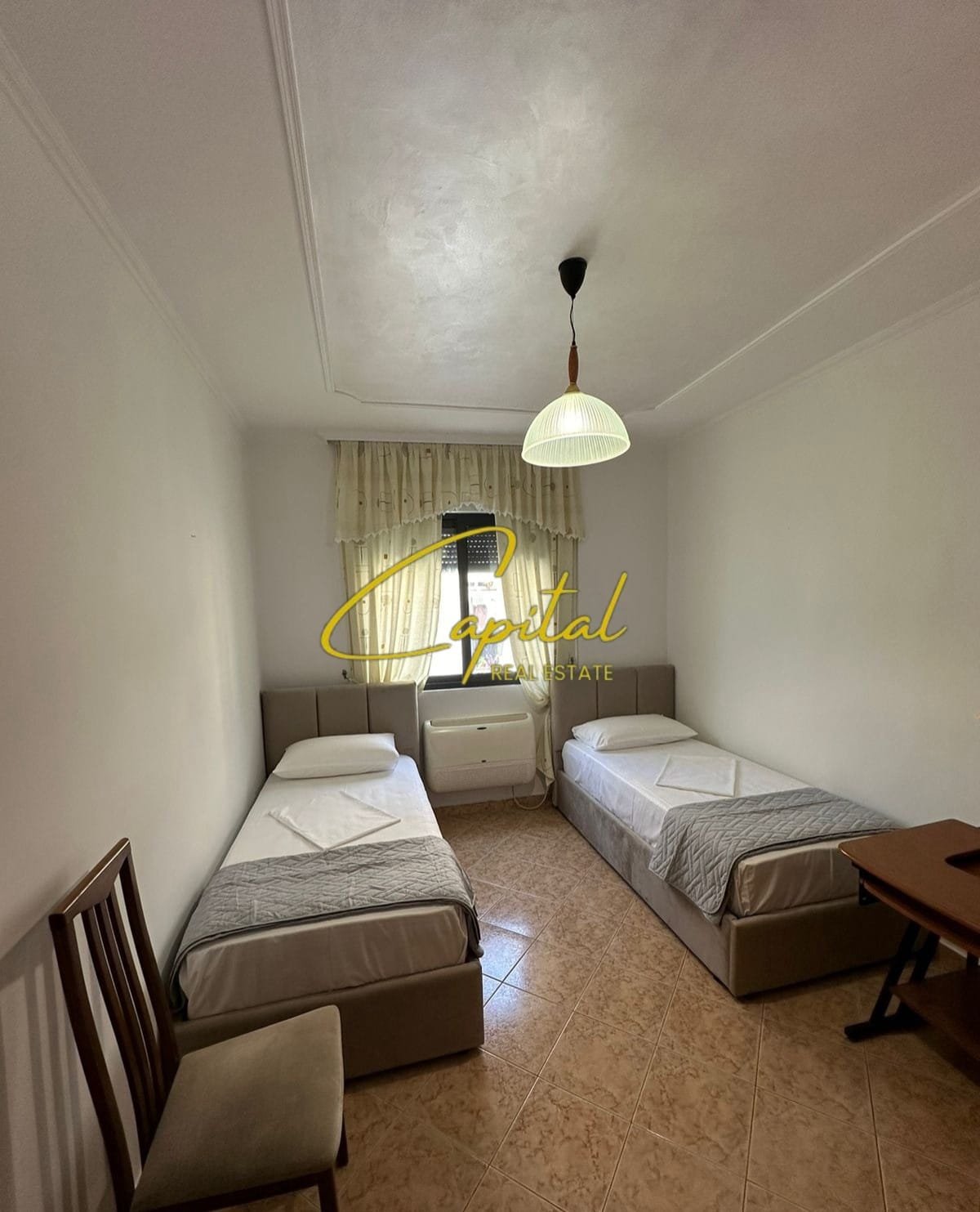 APARTAMENT ME QIRA 2+1 RRUGA MYSLYM SHYRI 1.000 EURO