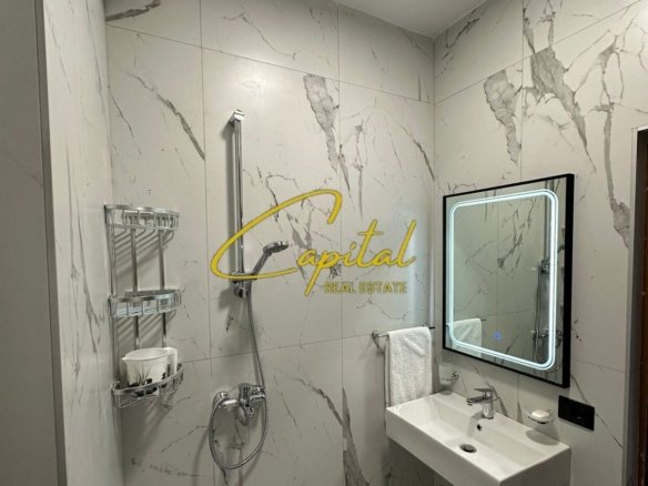 APARTAMENT ME QIRA 2+1 RRUGA MYSLYM SHYRI 1.000 EURO