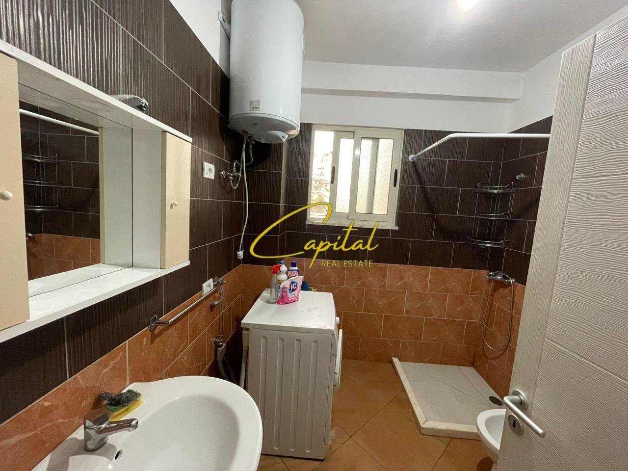 APARTAMENT ME QIRA 1+1 SHKOZE 38.000 LEKE