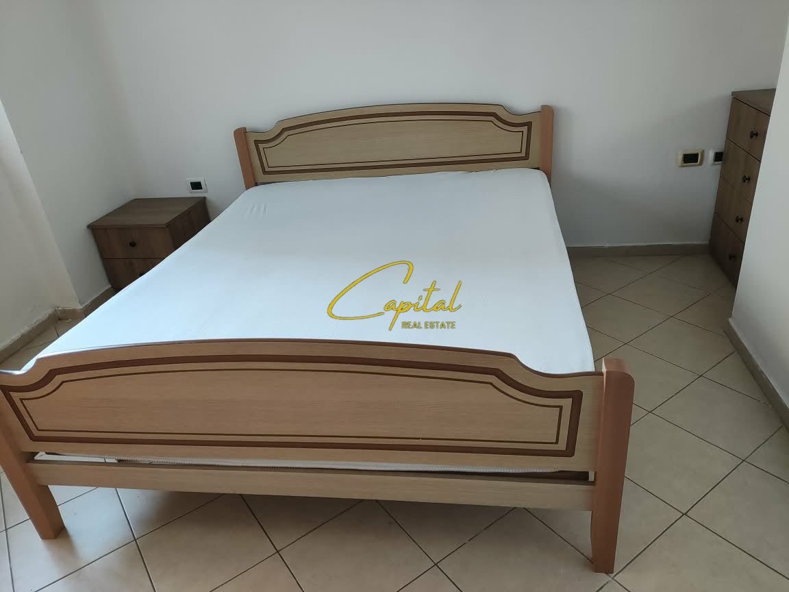 APARTAMENT ME QIRA 1+1 RRUGA E KAVAJES 60.000 LEKE