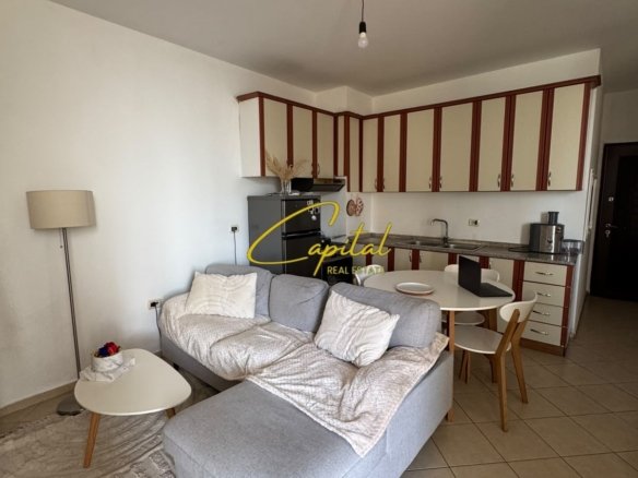 APARTAMENT ME QIRA 1+1 RRUGA E KAVAJES 60.000 LEKE
