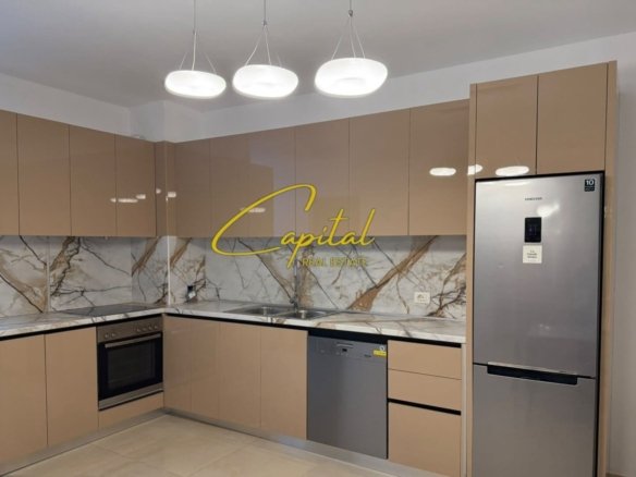 APARTAMENT ME QIRA 2+1 RRUGA E DIBRES 70.000 LEKE