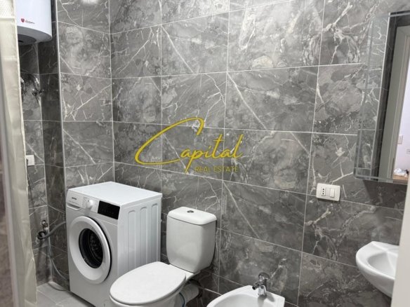 APARTAMENT ME QIRA 2+1 RRUGA E DIBRES 70.000 LEKE