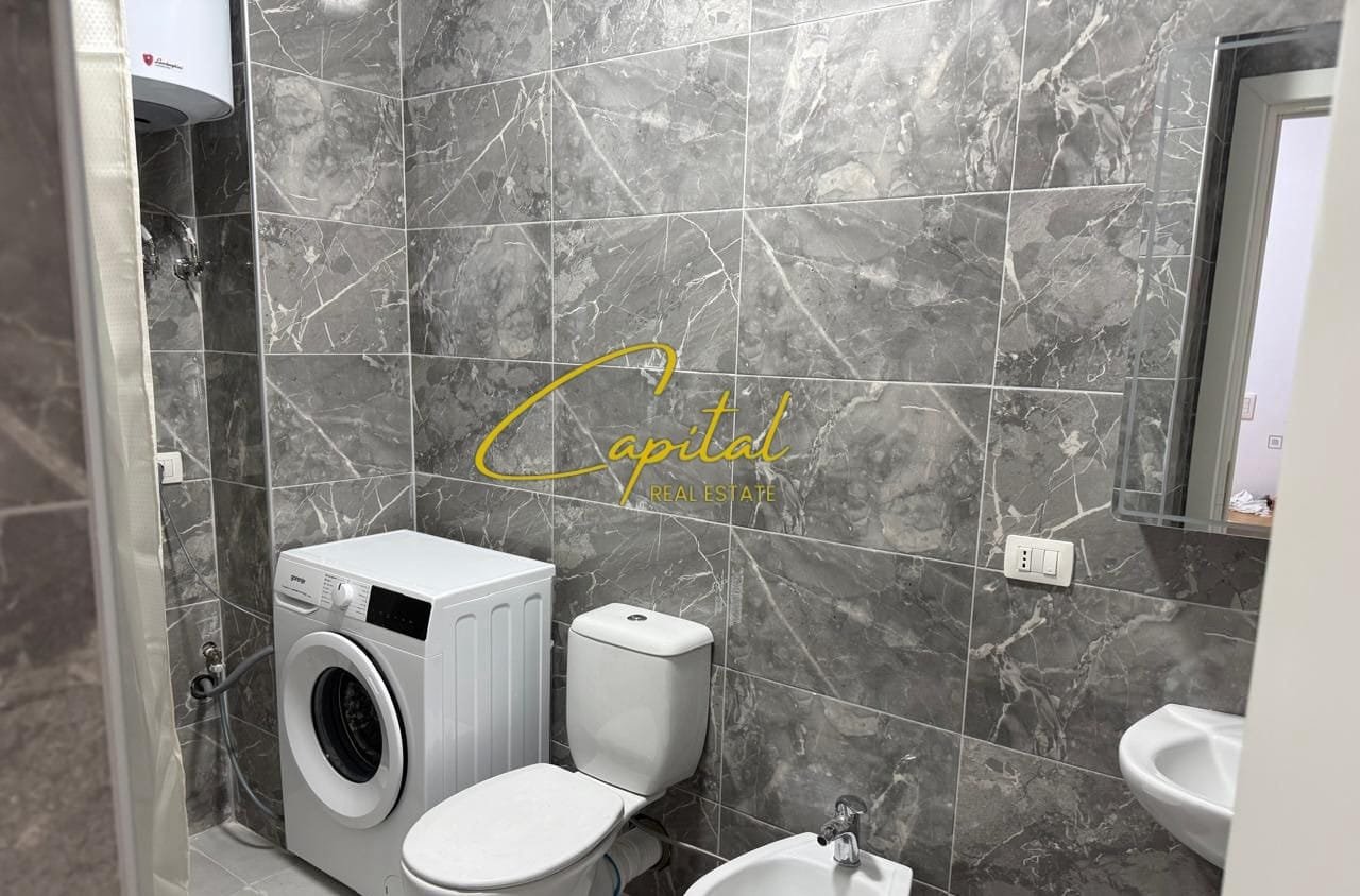 APARTAMENT ME QIRA 2+1 RRUGA E DIBRES 70.000 LEKE
