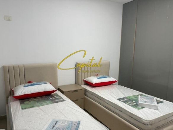 APARTAMENT ME QIRA 2+1 RRUGA E DIBRES 70.000 LEKE
