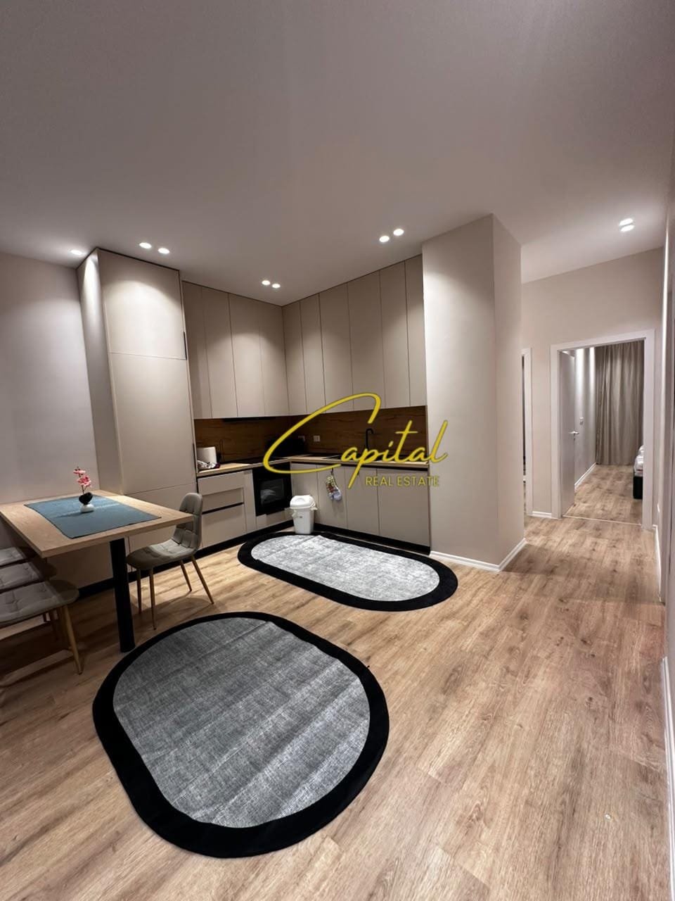 APARTAMENT ME QIRA 2+1 KOMPLEKSI AURA 80.000 LEKE