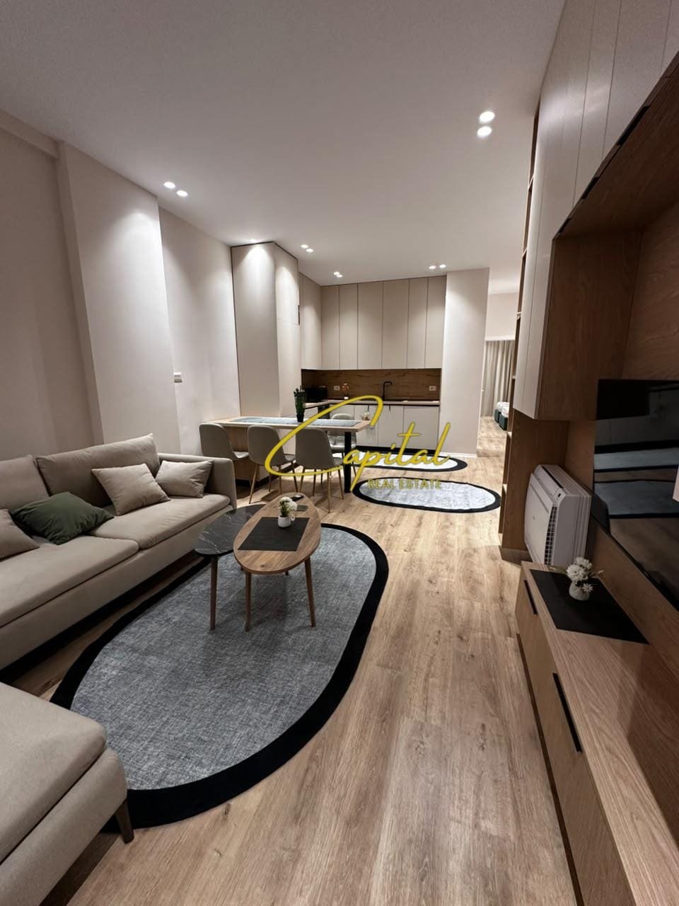 APARTAMENT ME QIRA 2+1 KOMPLEKSI AURA 80.000 LEKE