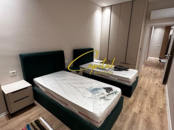 APARTAMENT ME QIRA 2+1 KOMPLEKSI AURA 80.000 LEKE