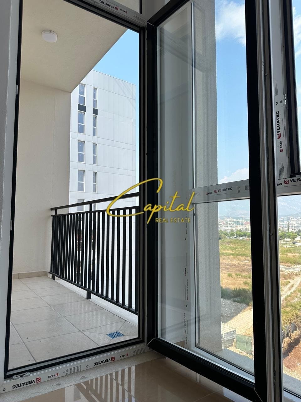 ZYRE ME QIRA 72 M2 BULEVARDI I RI 60.000 LEKE